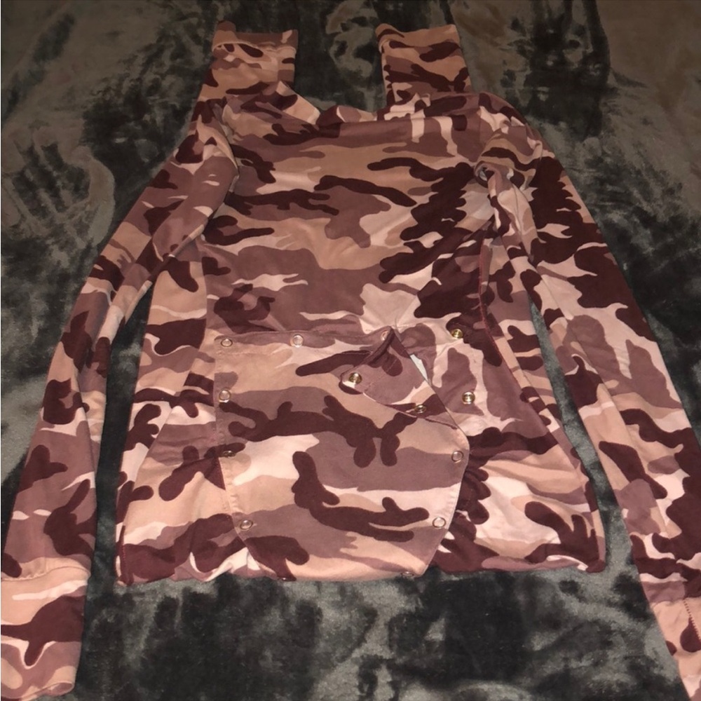 Bold & Beautiful Onesie size XS